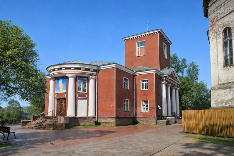 Собор Святой Екатерины, Луга, Ленинградская область